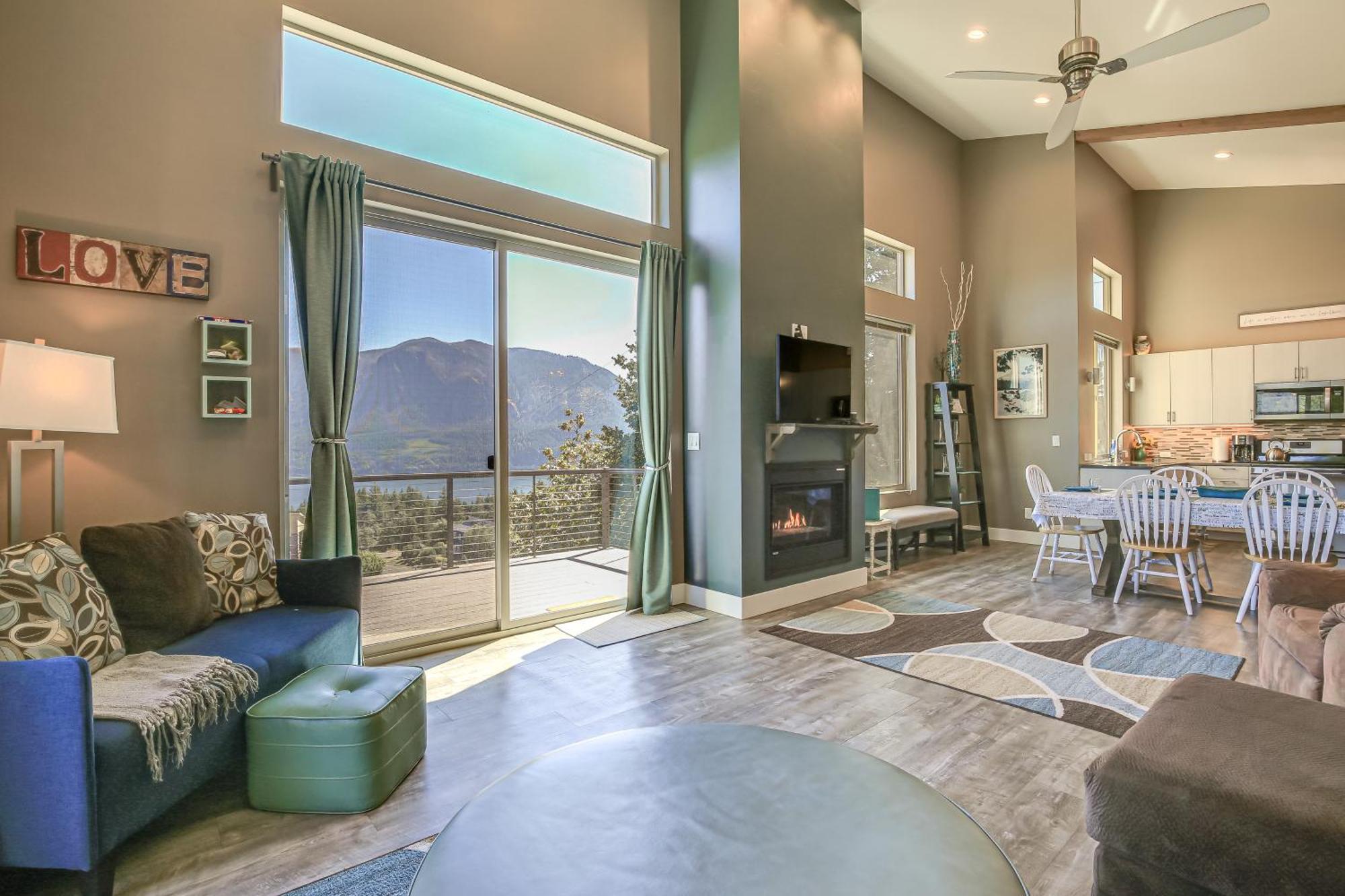 Gorge Retreat - Modern Carson Home With Mtn Views! Exteriér fotografie